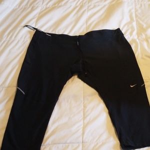 Womens Nike capri workout pants